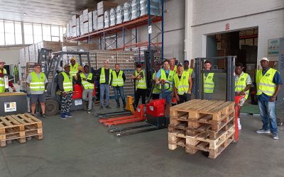 Finalitzat el Curs d’operador/a de carretons elevadors norma UNE 58451 de Uier, 2 al 7 d’octubre